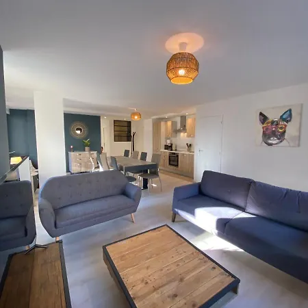 T5 Bompard Centre Rodez, Parking Prive * רודז