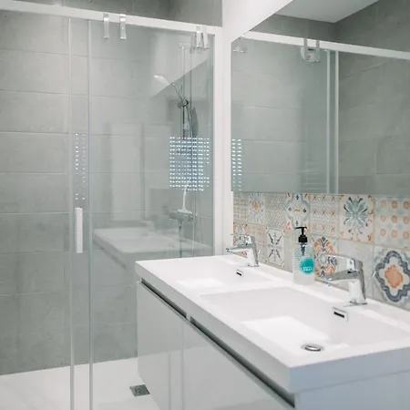 T5 Bompard Centre Rodez, Parking Prive Apartment Rodez
