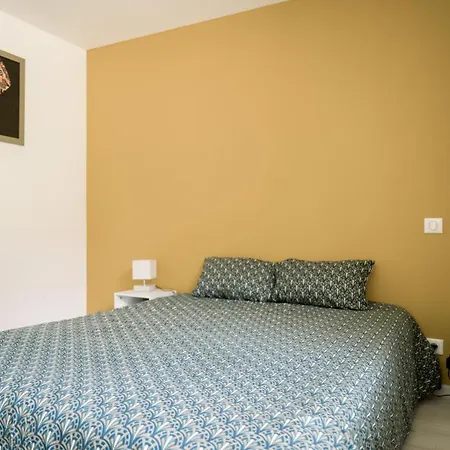 T5 Bompard Centre Rodez, Parking Prive רודז